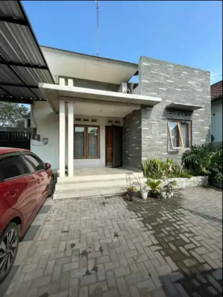 Di Jual Rumah Dekat Kampus UII