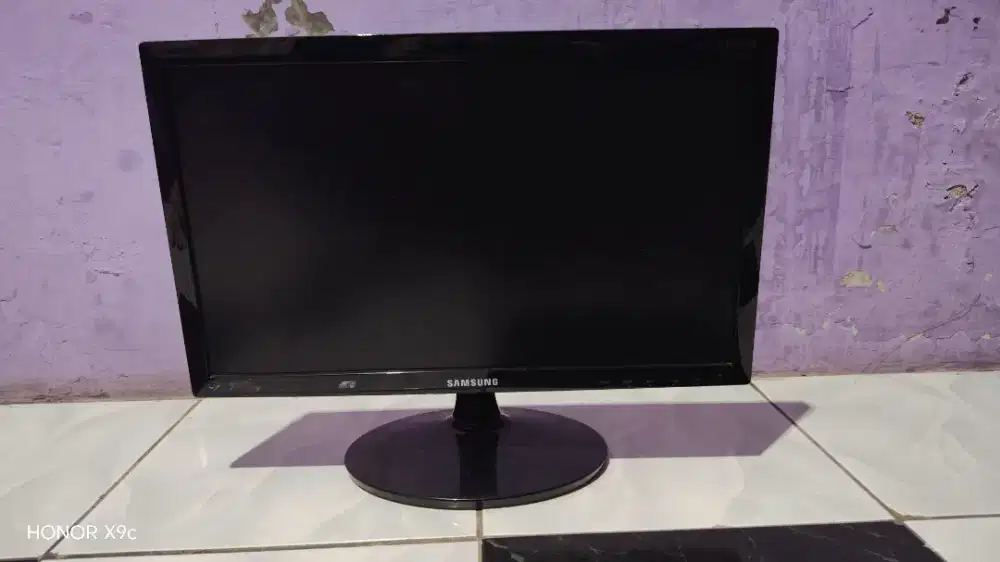 Monitor samsung led 19'