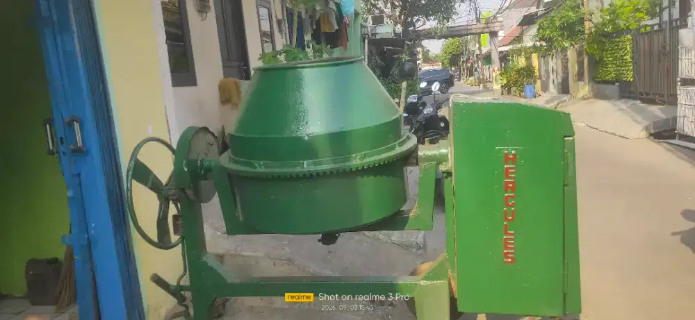 JUAL MOLEN HERCULES Mulus tidak ada penyok