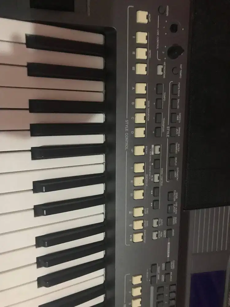 Keyboard Yamaha PSR-S670