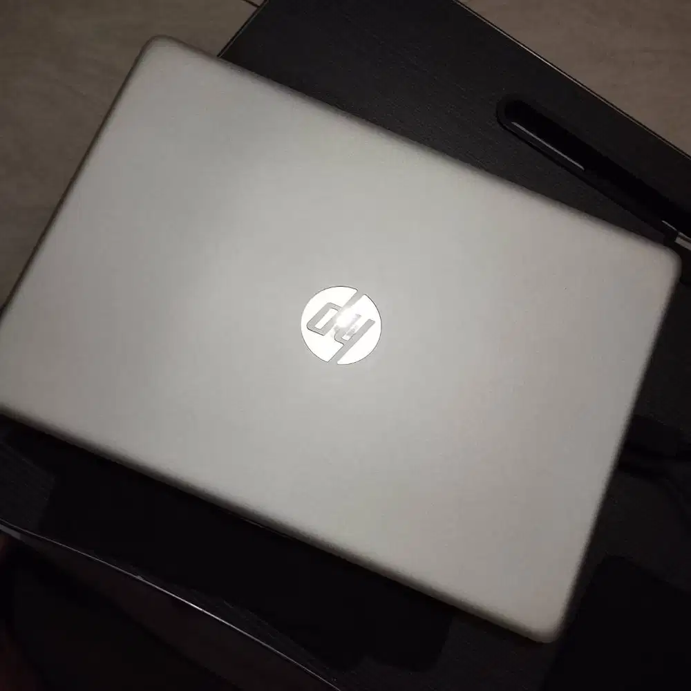 HP Notebook - 14s-cf1046tu Intel Celeron 4205U 8GB - 128 SSD - 1 TB HD