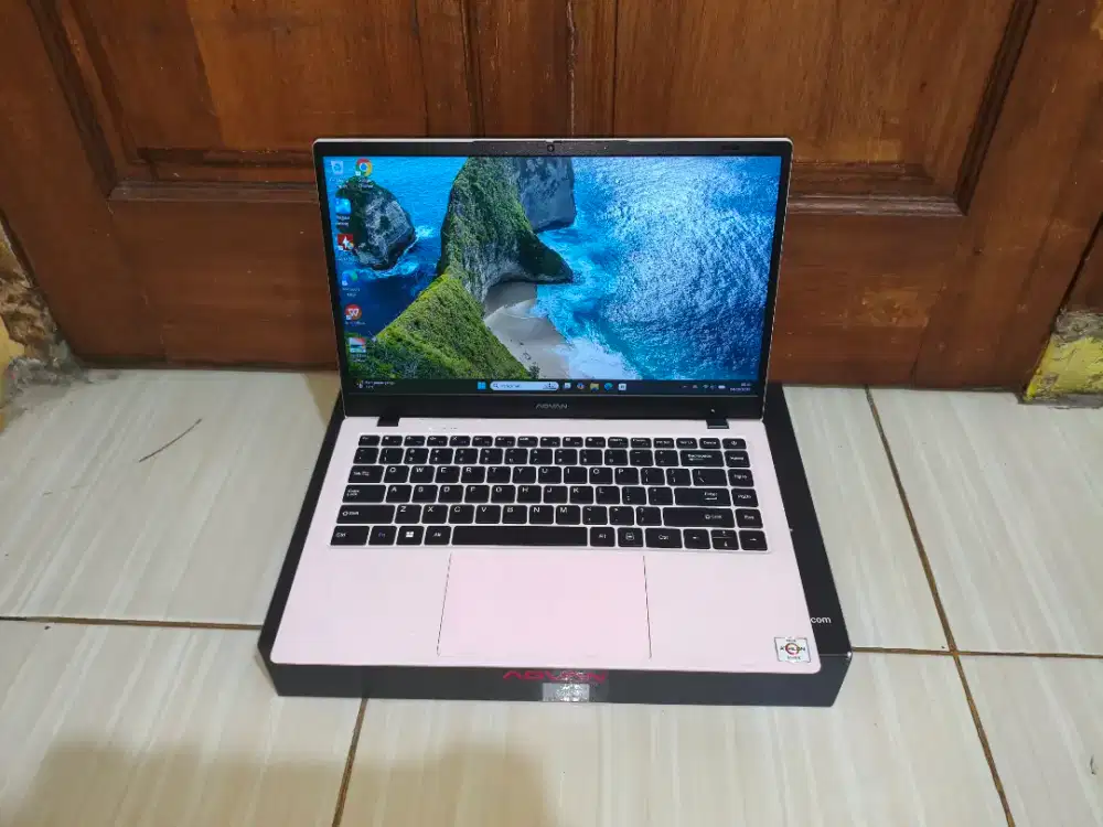Laptop Advan Soulmate X-1407 AMD Athlon-3020e Ram 4gb SSD 128gb muluss