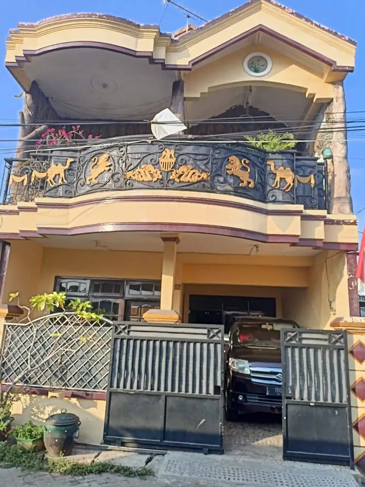 DIJUAL RUMAH MINIMALIS 2.5 LANTAI - GADING, SURABAYA