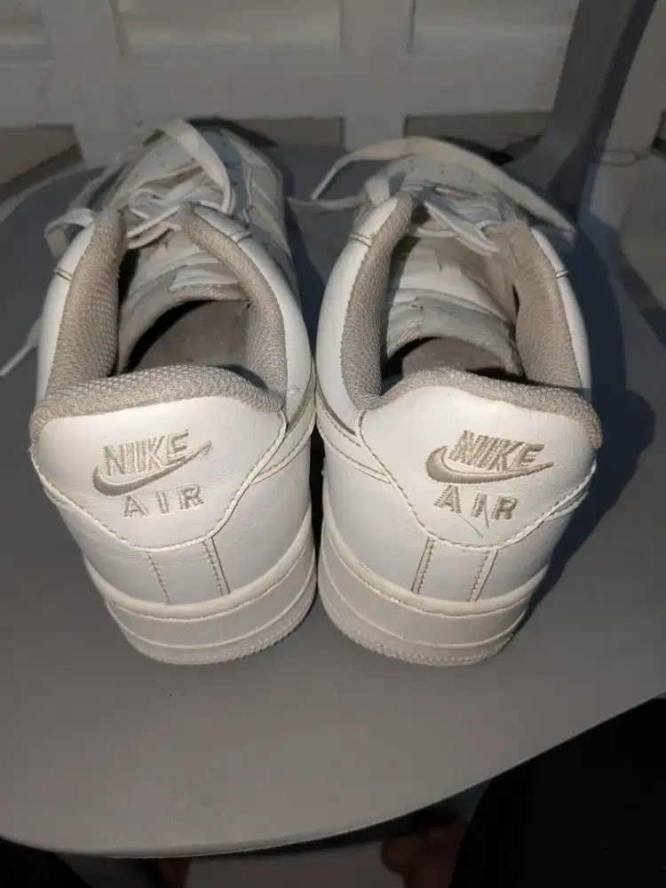 jual sepatu second Adidas af1 uk 40 harga 150k nego.Cod Jakbar tj durn