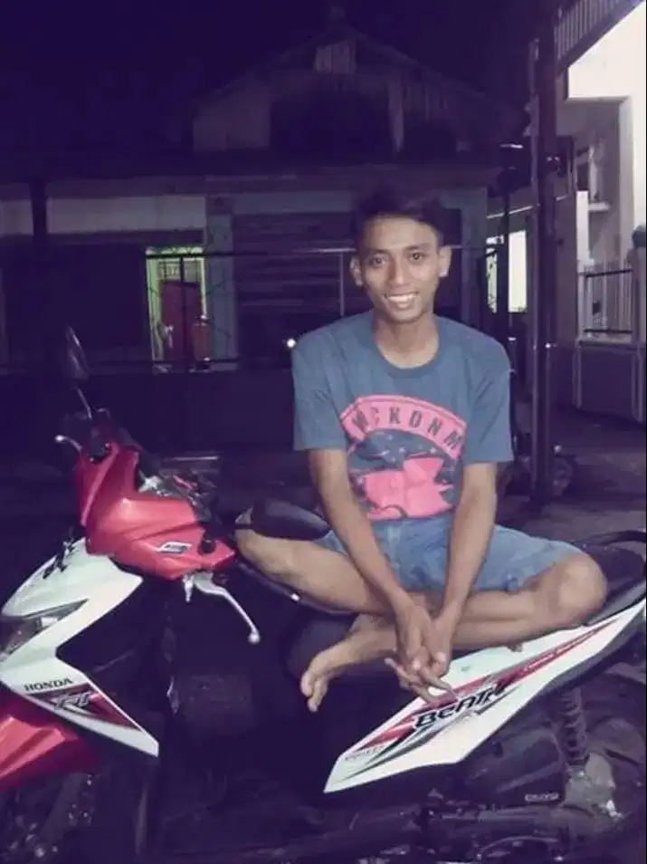Cari kerja apa.aja