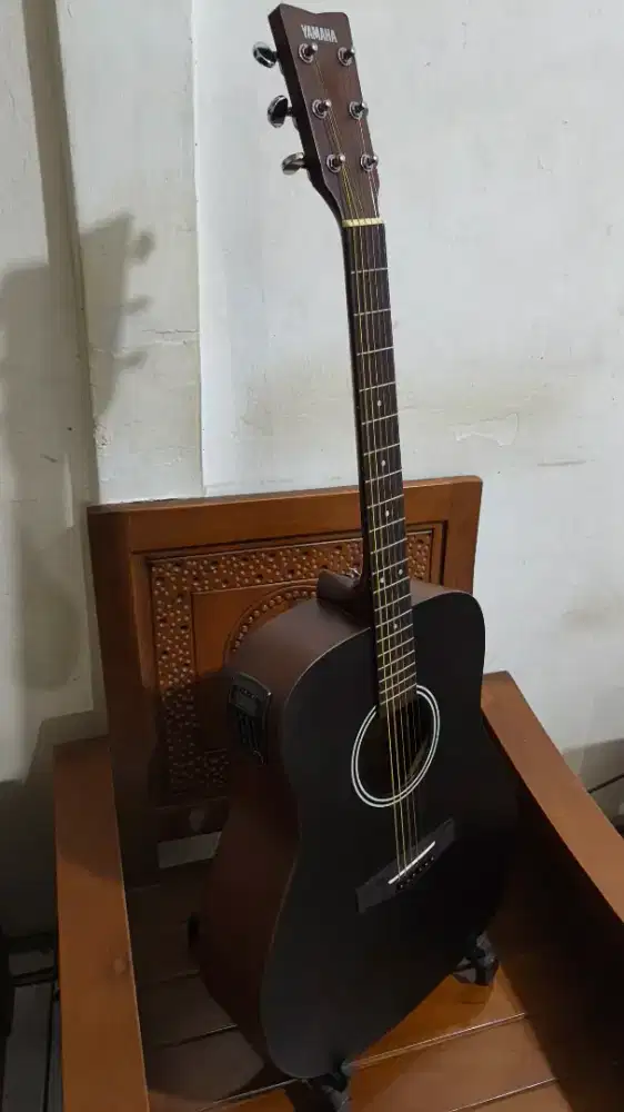 Gitar akustik elektrik yamaha f400 preamp cort ori