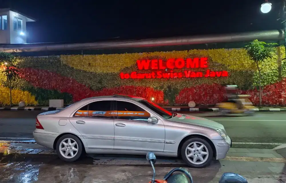 Mercedes Benz C240 A/T 2004