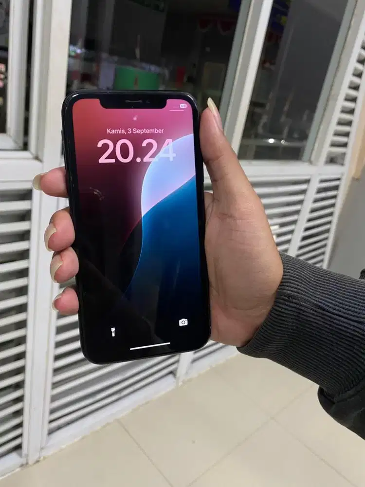JUAL CEPAT IPHONE XR 64 GB