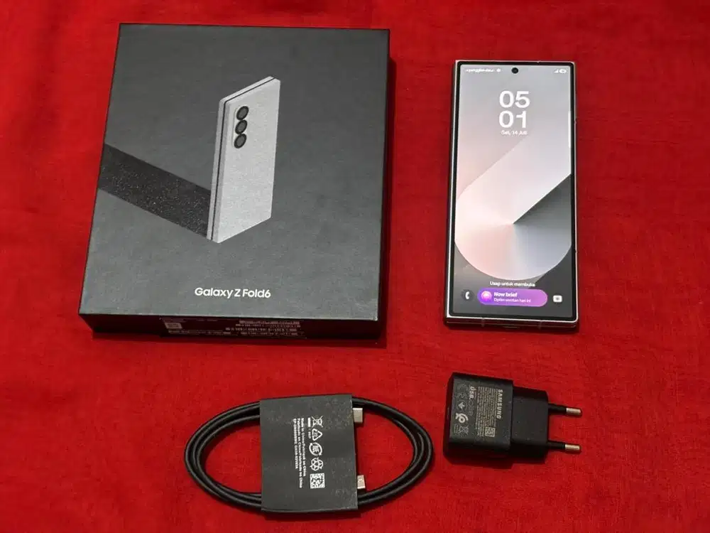 Samsung Galaxy Fold 6 256GB Silver Sein