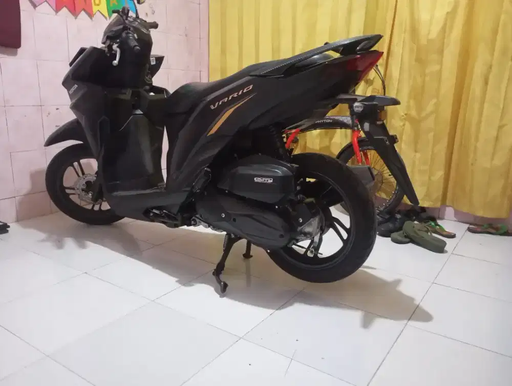 Vario 125 iss cbs