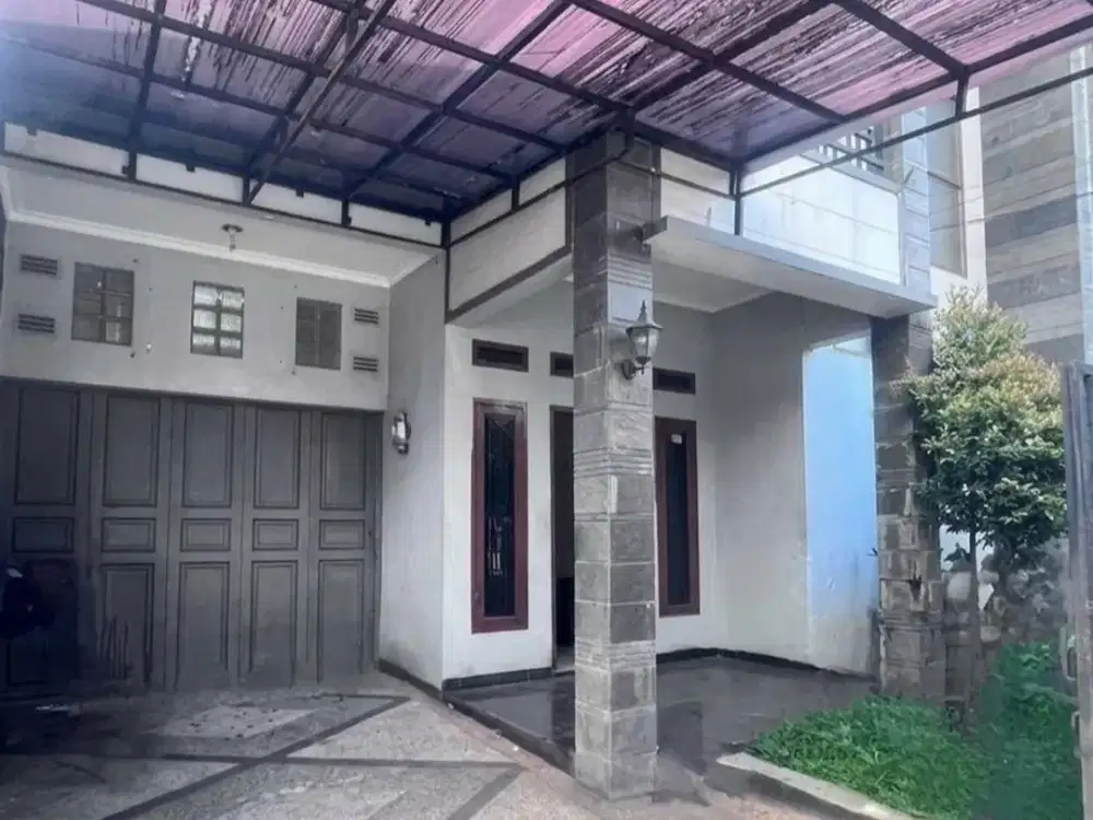 Rumah bagus dan terawat di jalan alat musik turangga