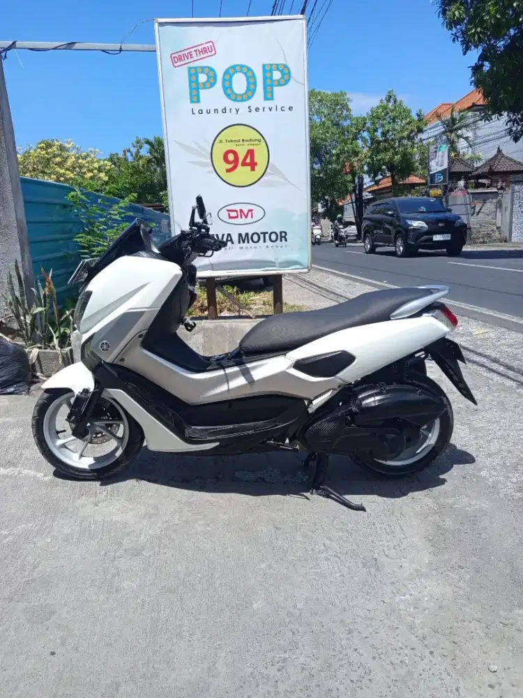 Nmax 2015 putih Deva motor