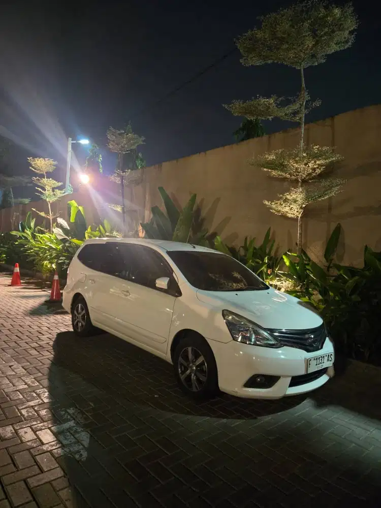 Nissan Grand Livina XV A/T 2017 no Avanza 2014 Xenia 2016 Mobilio 2015