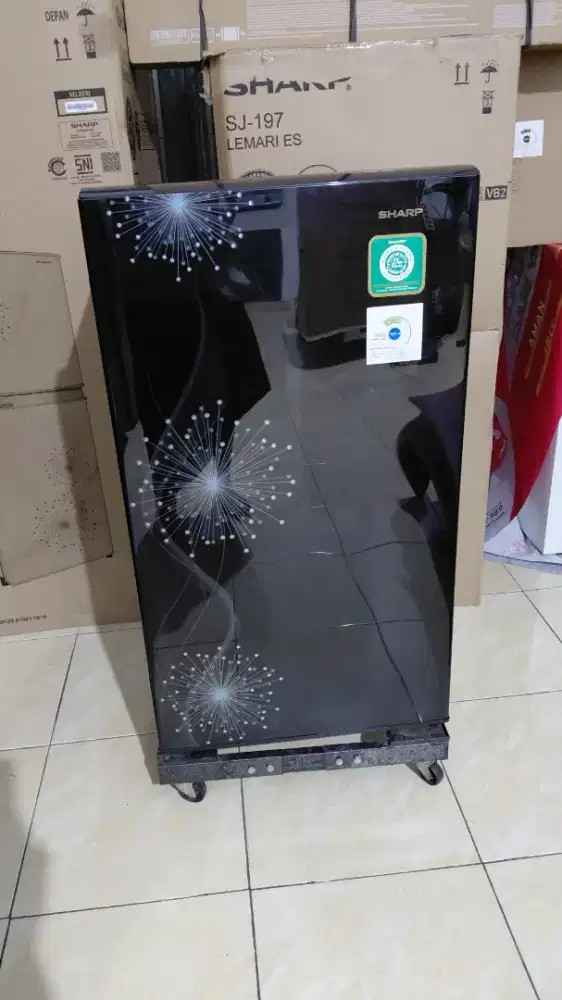 Kulkas sharp 1pintu bagus ori