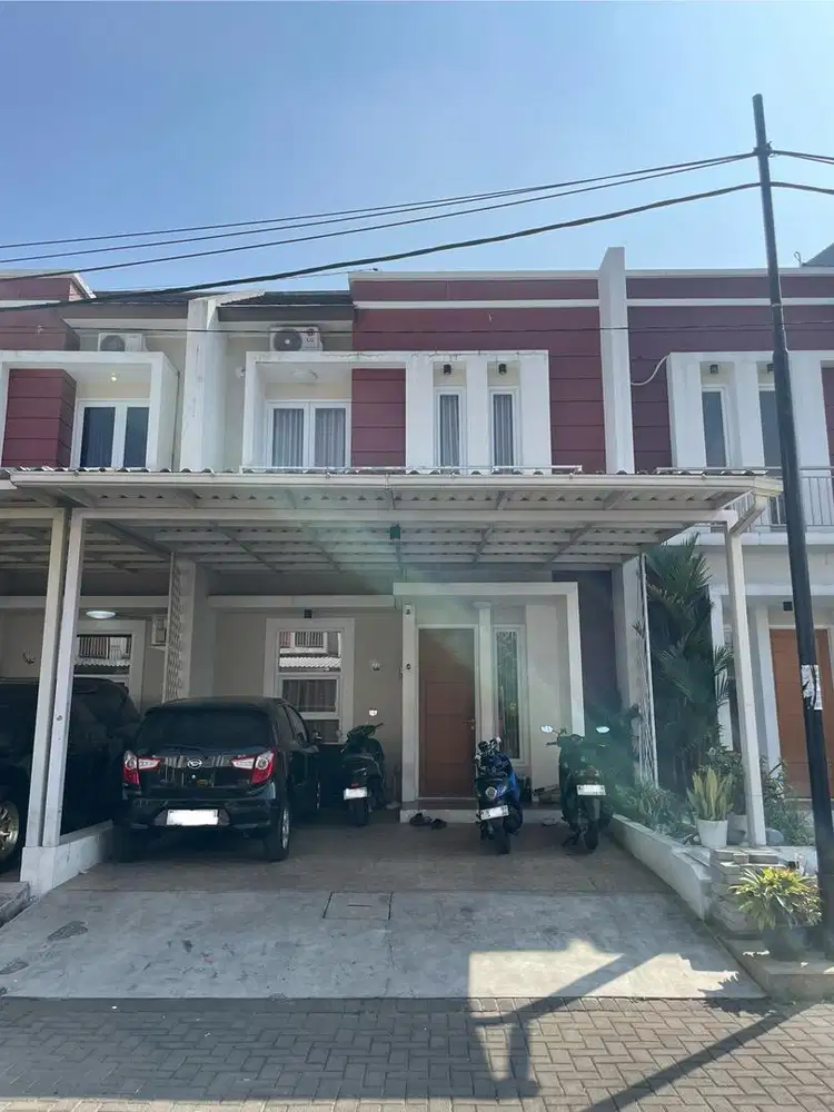 Rumah 2 lantai Komplek taman kopo katapang (cluster)