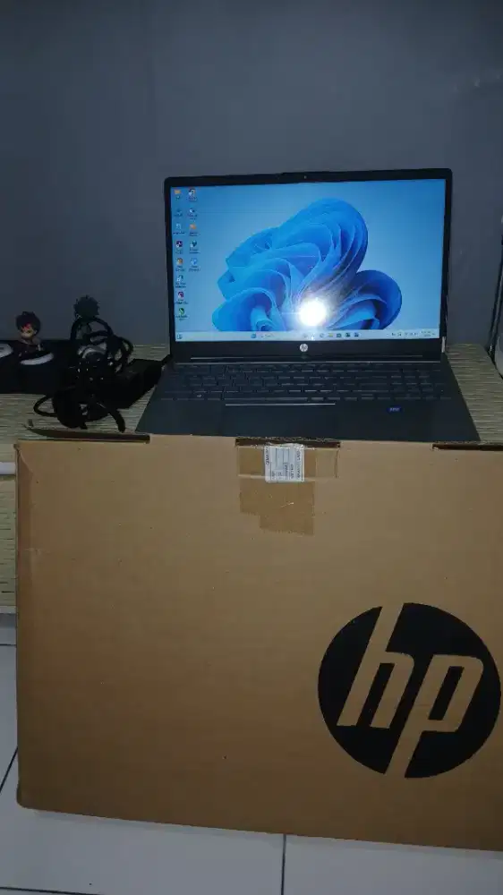 Jual laptop HP N200 Ram 8 Ssd 128 ,4jt Nego
