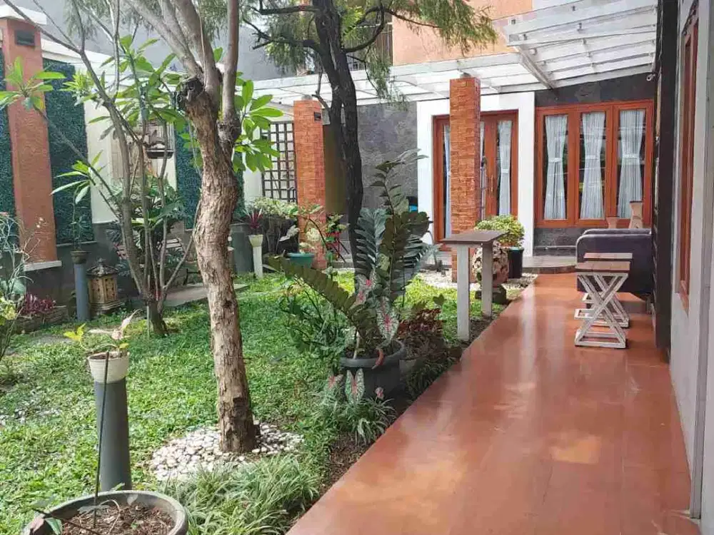 Rumah Bagus Harga Murah di Batununggal Soekarno Hatta akses tol Buah batu