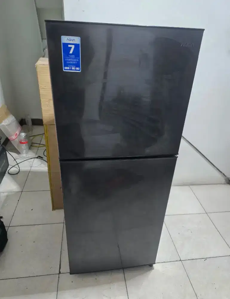 kulkas 2 pintu aqua