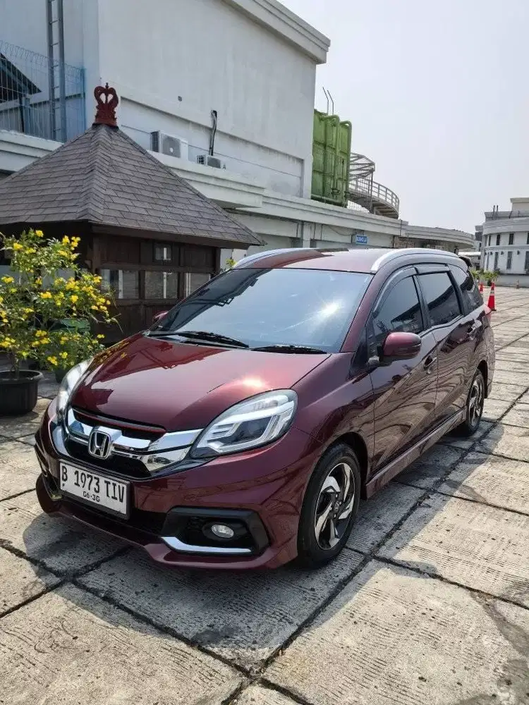 Honda Mobilio RS Automatic 2015 Murah