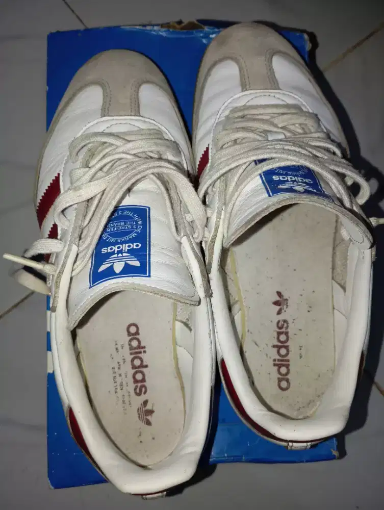 Sepatu Adidas samba OG white red size 41 bekas pakai terawat original