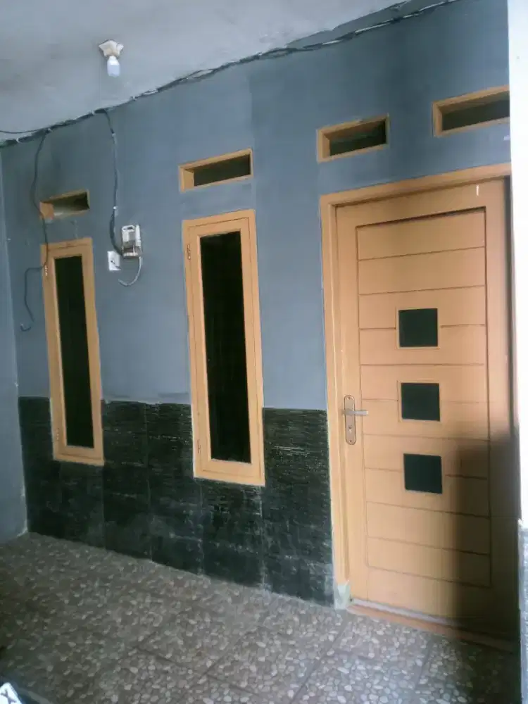 DISEWAKAN KONTRAKAN ,jl Haji bona limo depok