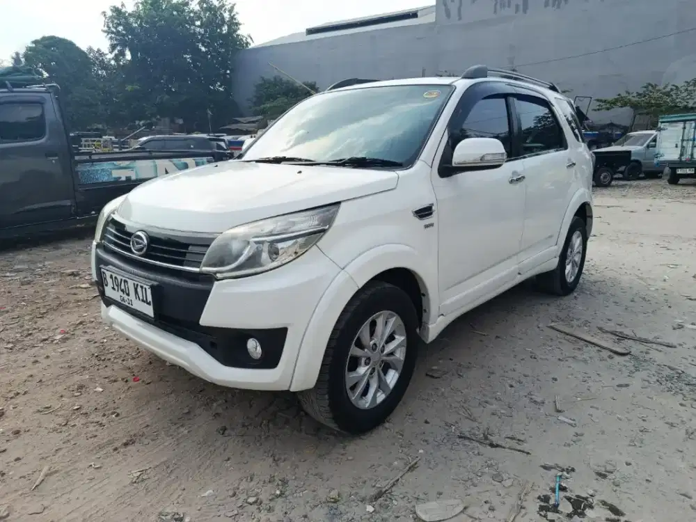 TDP 5 JUTA Daihatsu Terios R AT 2016 Putih
