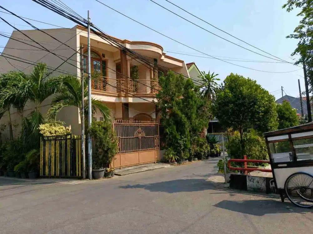 Rumah megah harga cincay di harapan baru 1 bekasi barat, 4 menit stasiun cakung