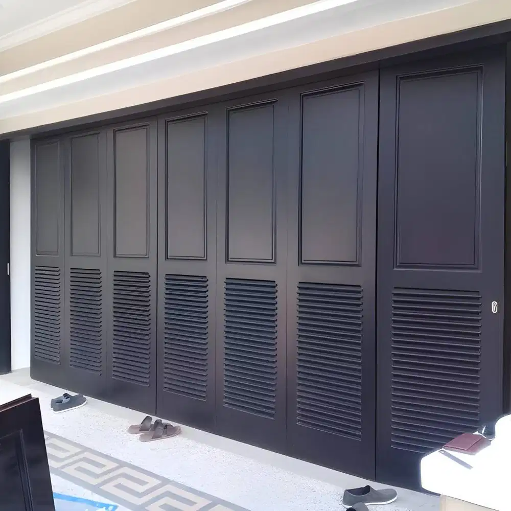 Pintu garasi handerson minimalis