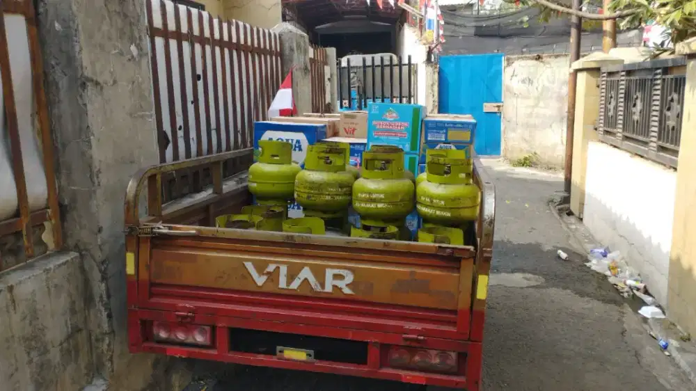 Karyawan serep untuk hari ini