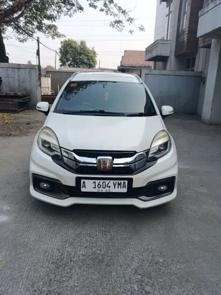 DIJUAL HONDA MOBILIO RS 2014 nego sd.jadi