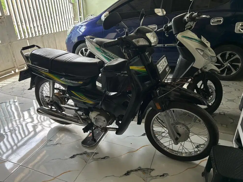 Honda astrea legenda 2
