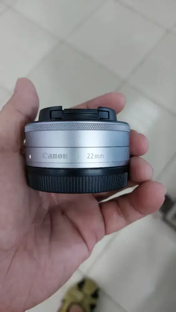 Lensa canon 22mm f2 stm