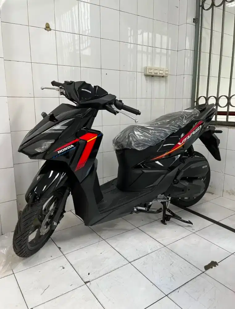HONDA VARIO 125 CBS HITAM