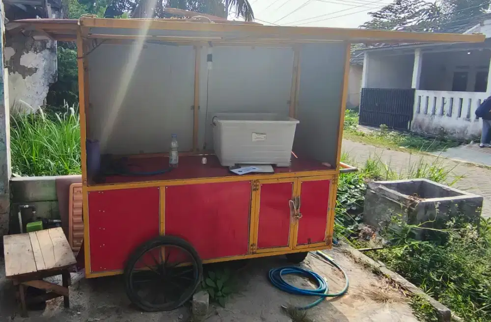 Etalase dagangan
