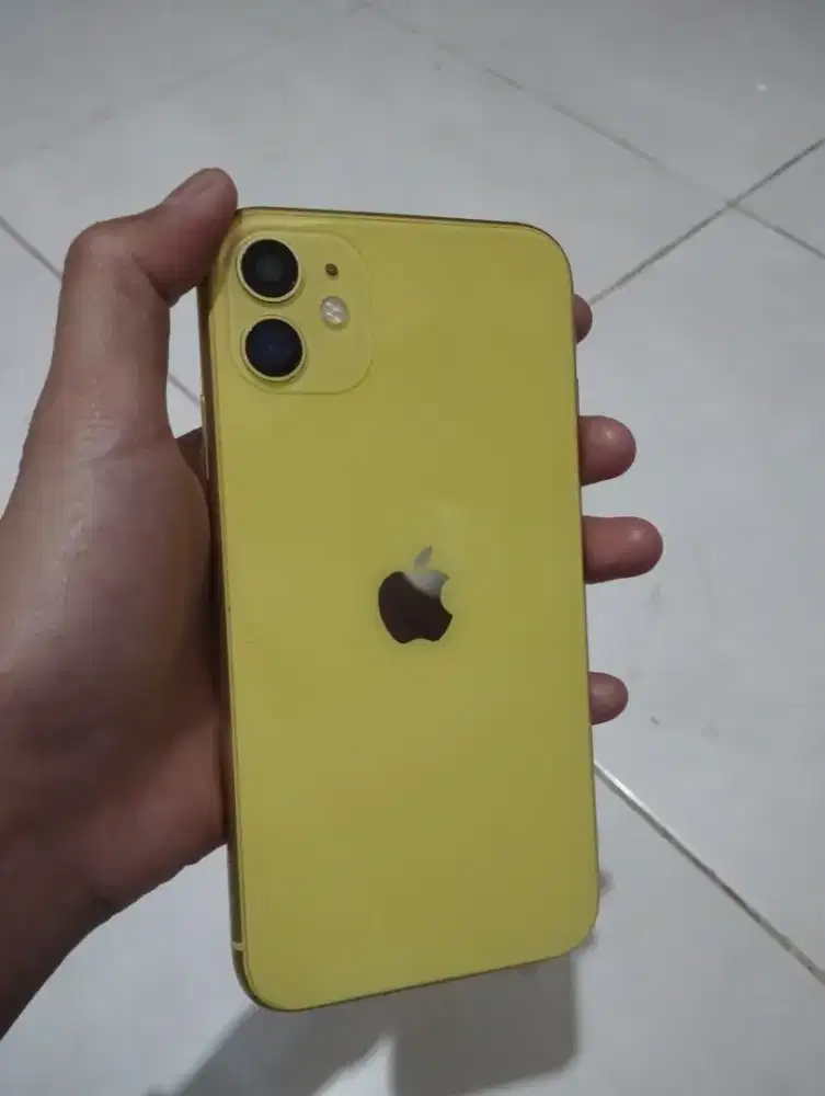 iPhone 11 64GB all operator