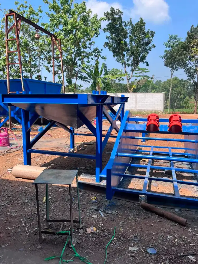 Fabrikasi Crusher Plant dan Konveyor System