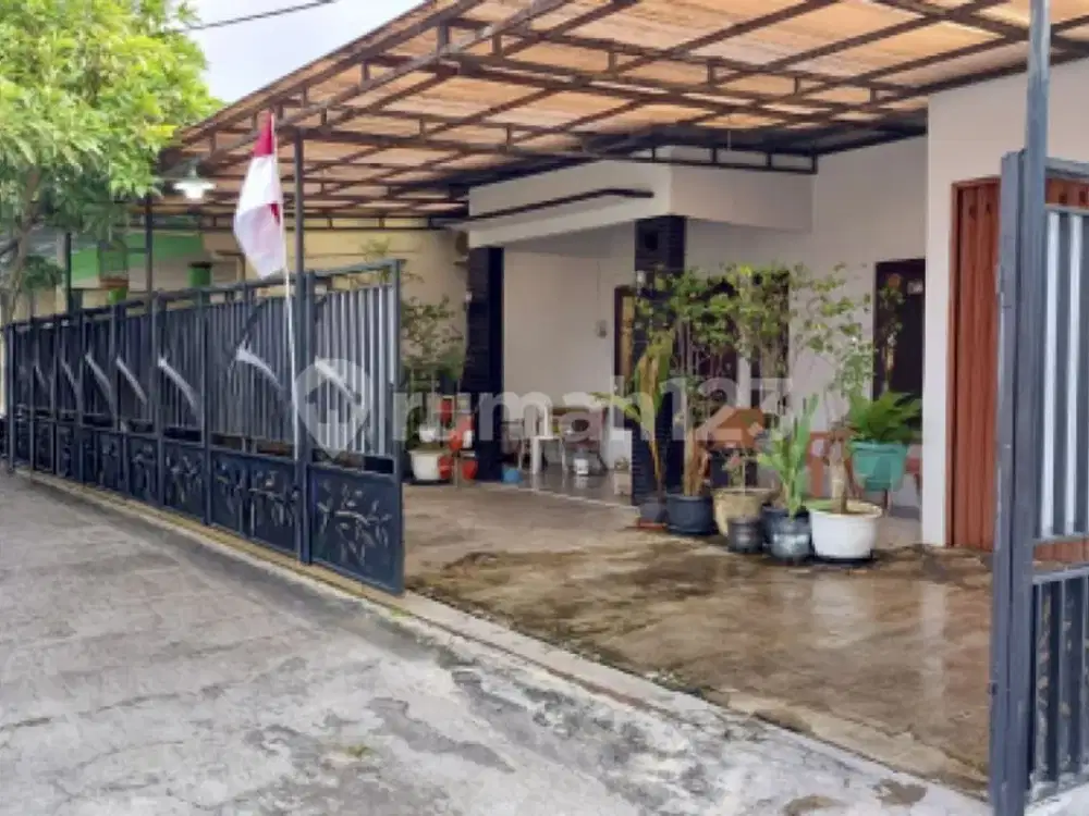 Rumah Bagus Siap Huni Strategis di Ungaran Timur A5654