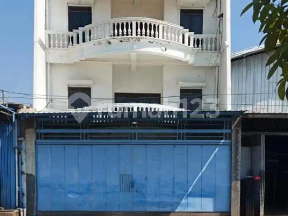 Rumah Empat Lantai Siap Huni di Semarang Timur A5827