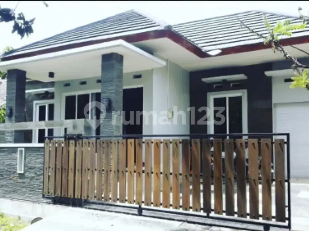 Rumah Siap Huni Bagus Strategis di Semarang Barat A5396
