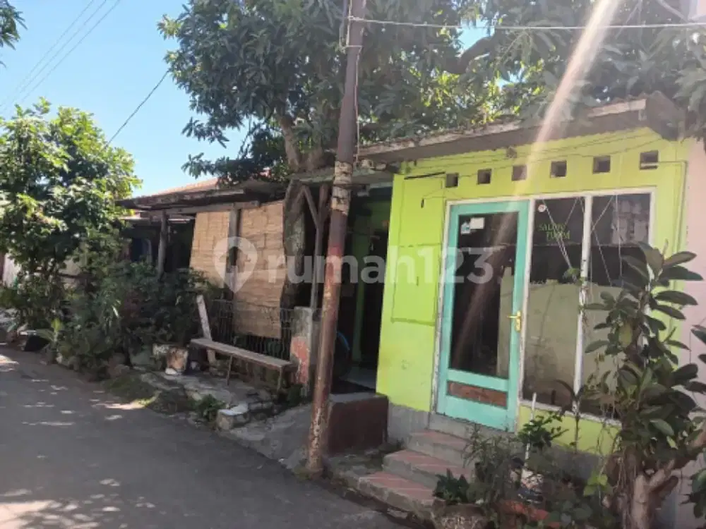 Tanah dan Bangunan Strategis Bagus di Semarang Timur A5363