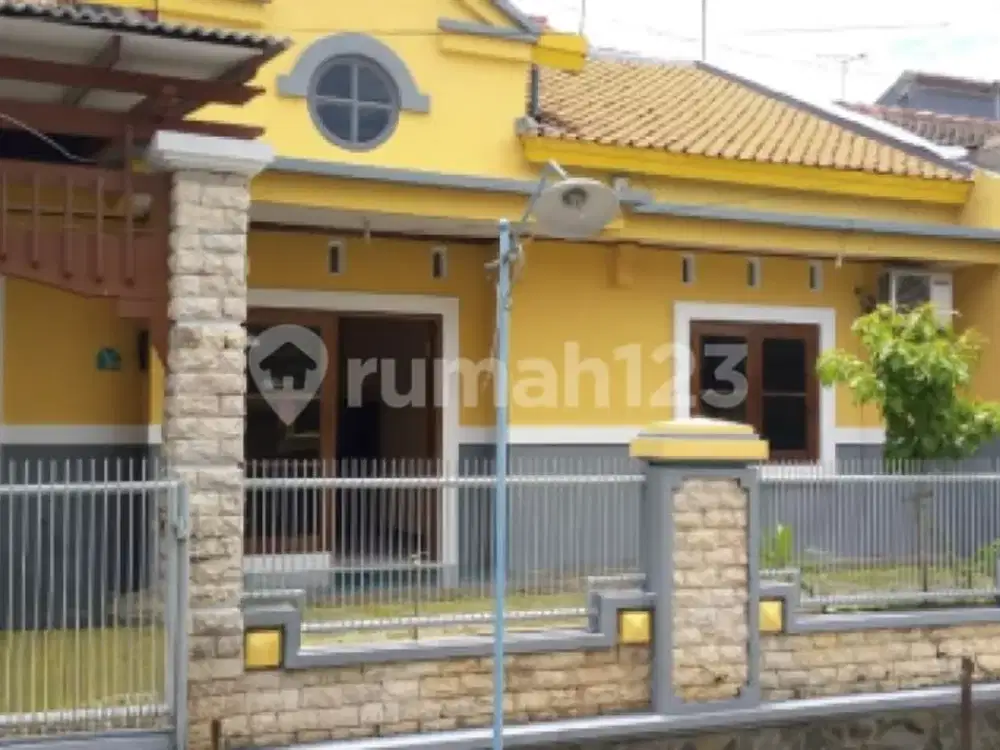 Rumah Bagus Siap Huni Strategis di Ngaliyan A5328