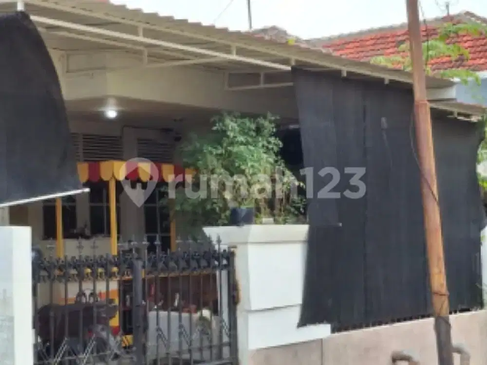 Rumah Siap Huni Murah Strategis di Semarang Utara A5385