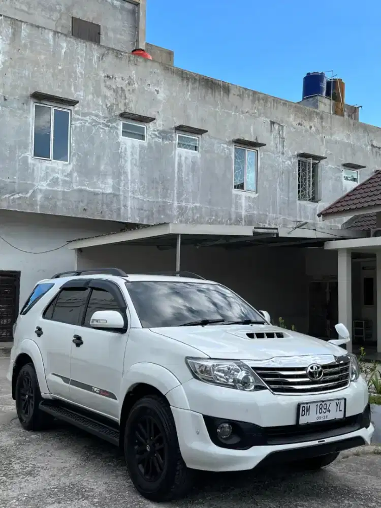 FORTUNER VNT TURBO G TRD MT