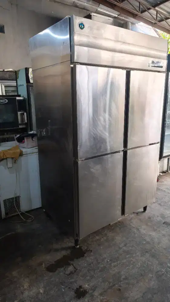 Upride chiller hosizaki 4 pintu