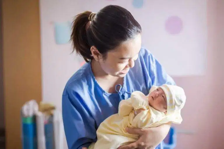Pengasuh Bayi PP daerah ciracas cipayung sekitar