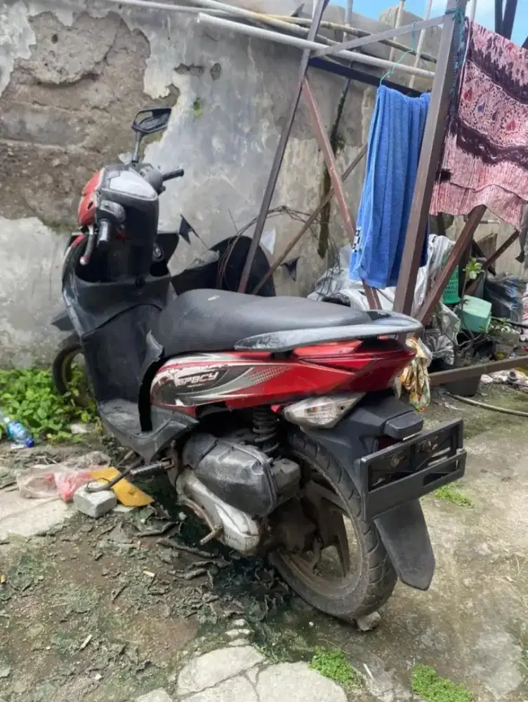 Honda spacy karbu