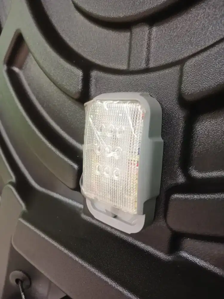2016+ toyota hilux bed cap