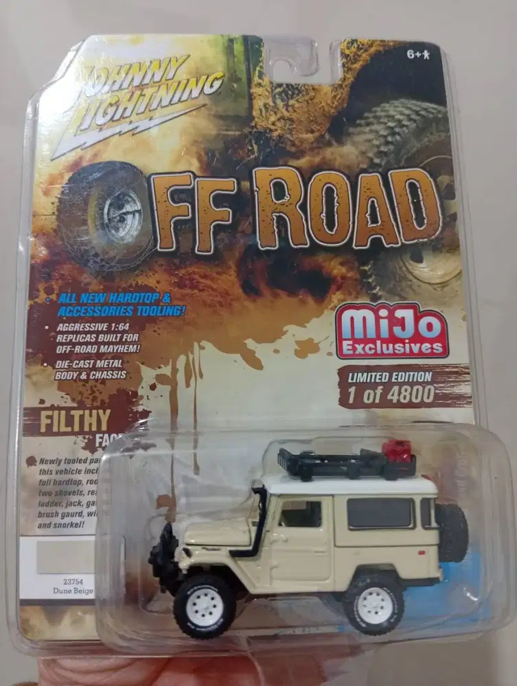 TOYOTA LAND CRUISER OFF ROAD FILTHY