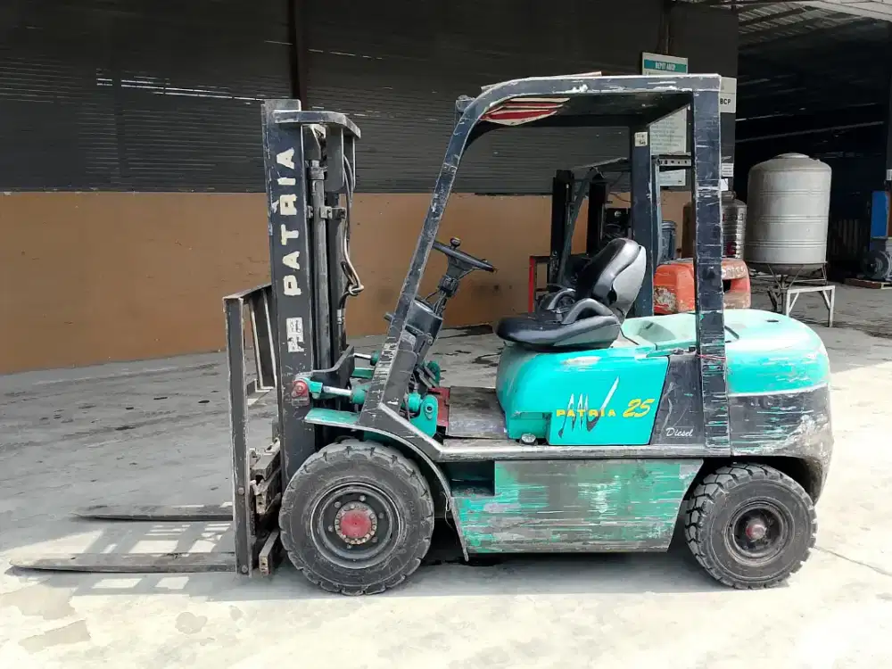 FORKLIFT PATRIA 2.5TON