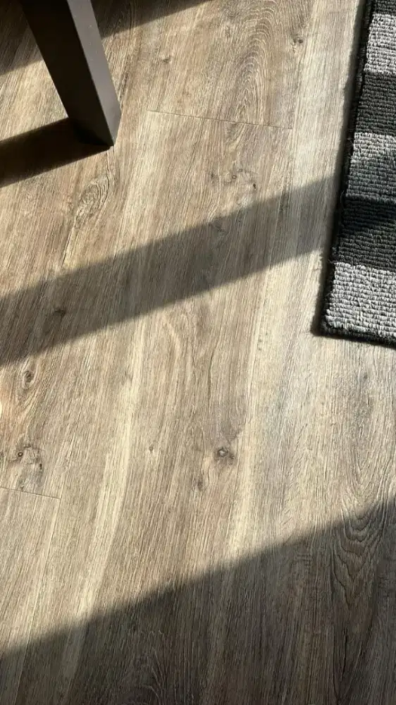 lantai vinyl champhion